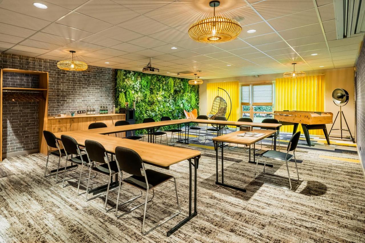 Mercure Lyon Est Chaponnay Εξωτερικό φωτογραφία