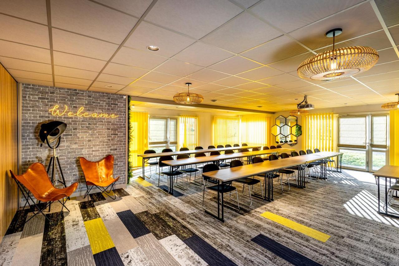 Mercure Lyon Est Chaponnay Εξωτερικό φωτογραφία
