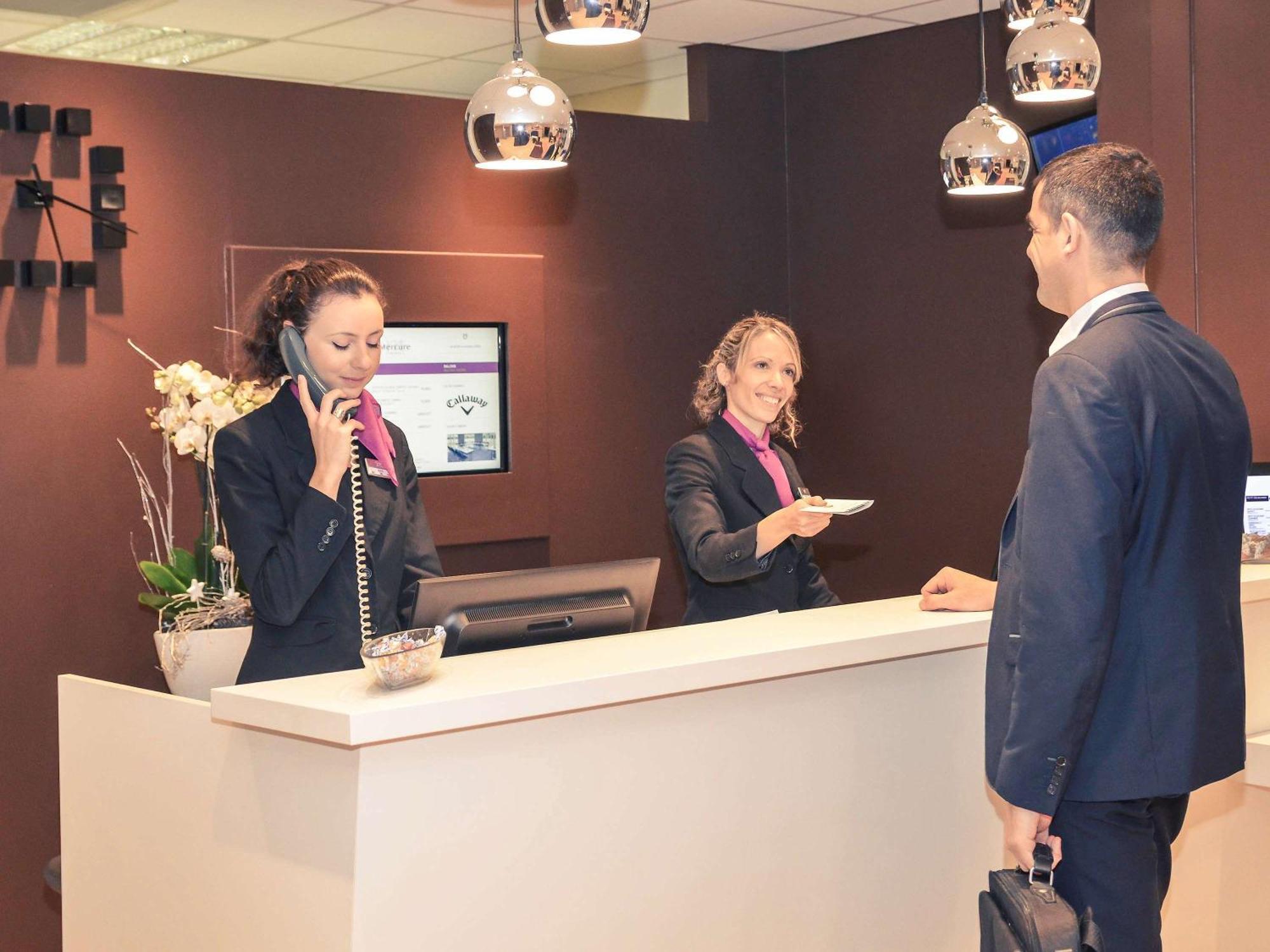 Mercure Lyon Est Chaponnay Εξωτερικό φωτογραφία